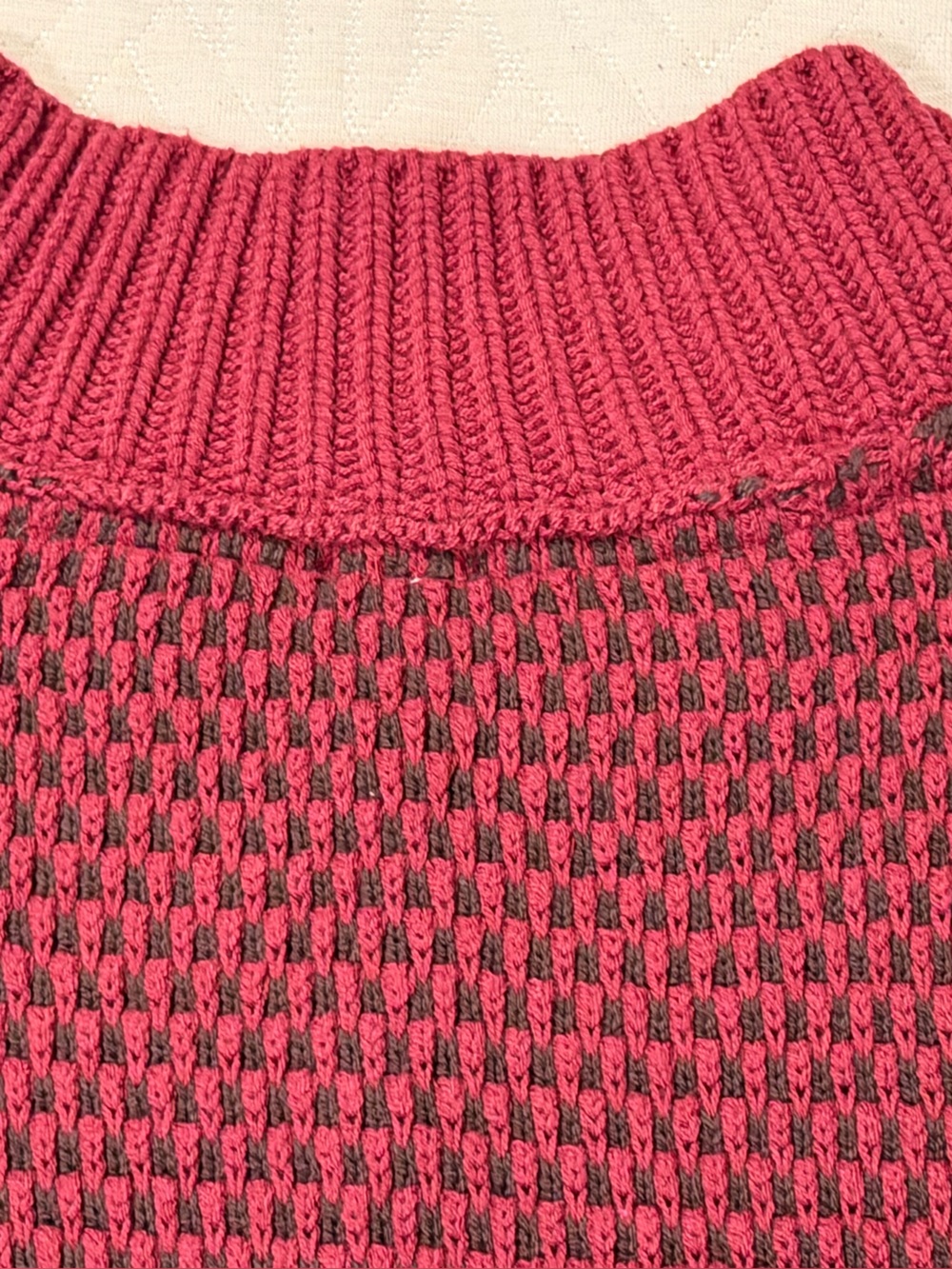 Free People Women's V-Neck Sweater in Red Berry & Brown, Size XS - Picture 9 of 13